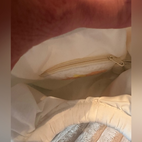 RT IMPORT, INC purse - Picture 3 of 7